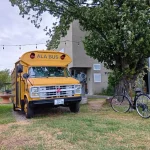 【地元目線】アーラキッチンは子連れOK?<span class="em-red">ベビーカー・キッズメニュー・駐車場</span>まで徹底ガイド